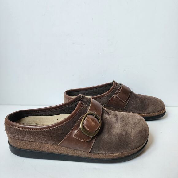 EUROstep Brown Suede Leather Comfort Shoes Delorean Slip On Womens Size 8 - Picture 1 of 10